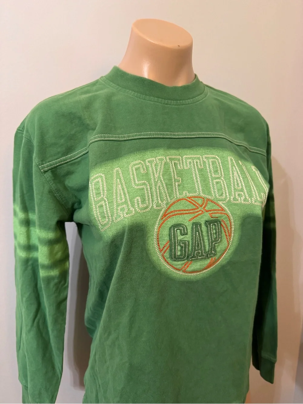 GAP Basketball Long Sleeve Green Shirt Kids Large 10 Dye